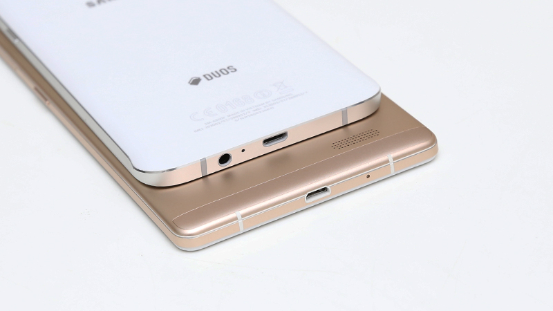 Cạnh viền dưới Oppo R7 Plus và Samsung Galaxy A8