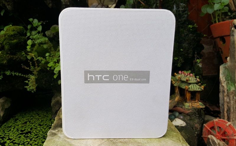 Mở hộp HTC One E9 Dual SIM