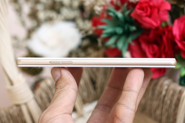 Viền cạnh máy Viền cạnh máy
