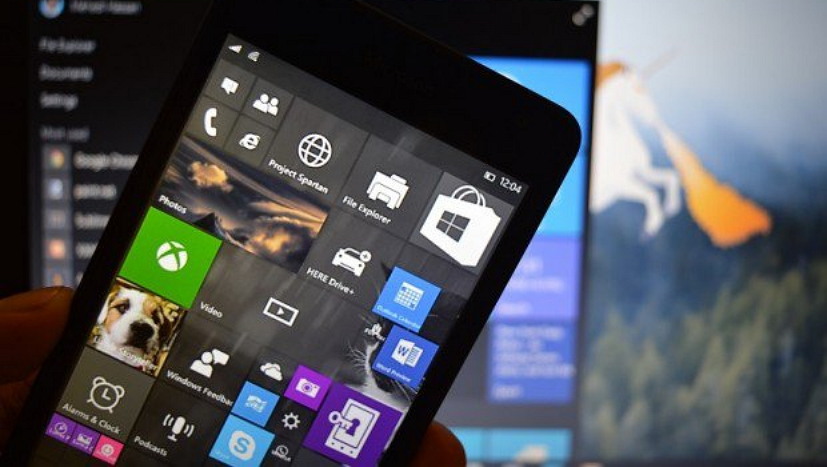 Windows 10 Mobile Build 10586