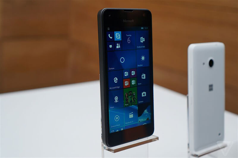 Lumia 550 giá rẻ sắp bán thêm một thị trường nữa