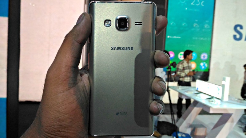 Samsung đang chuẩn bị ra mắt smartphone cao cấp chạy Tizen OS Samsung đang chuẩn bị ra mắt smartphone cao cấp chạy Tizen OS