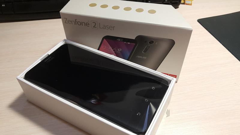 ZenFone 2 Laser sẽ có bản màn hình 6 inch ZenFone 2 Laser sẽ có bản màn hình 6 inch