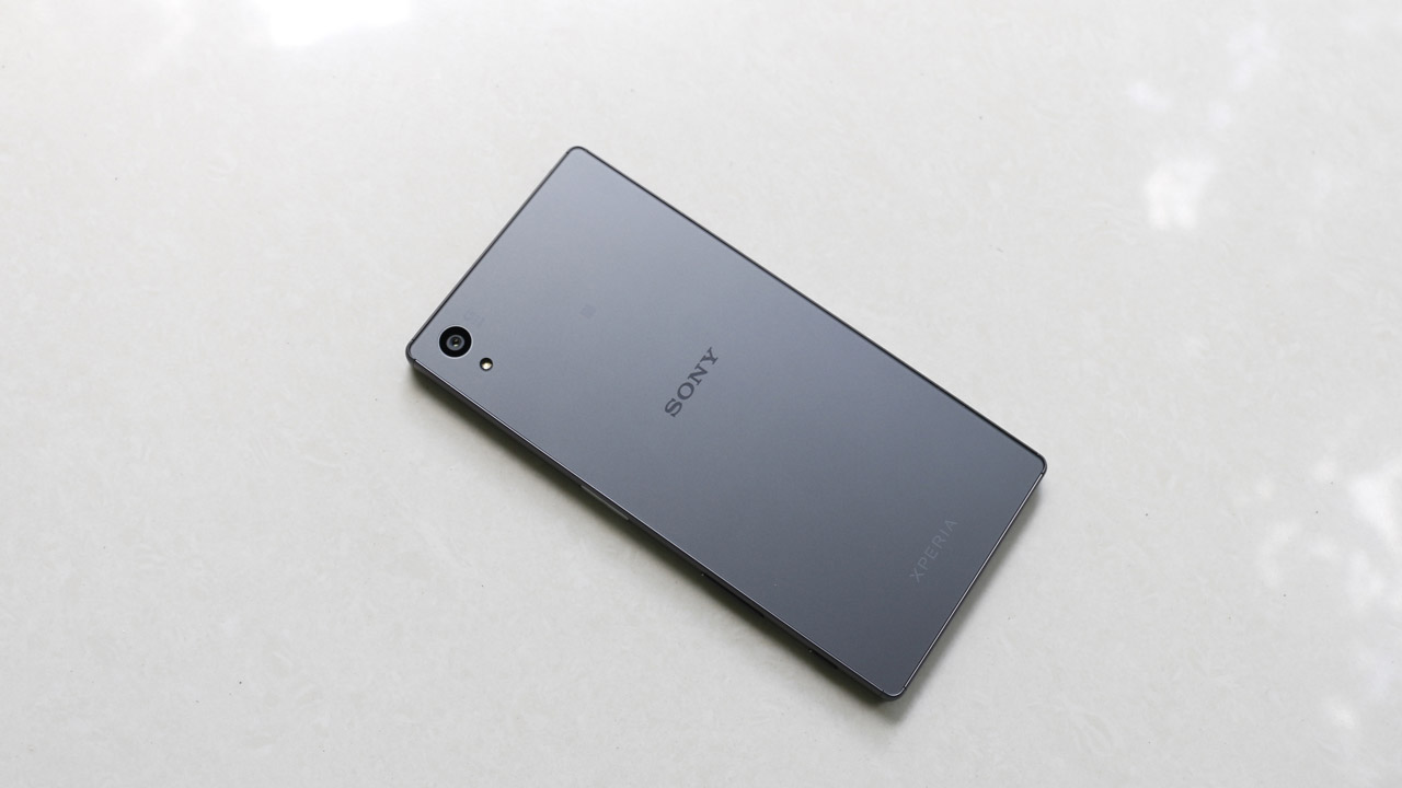 Mặt lưng của Z5 Mặt lưng của Z5