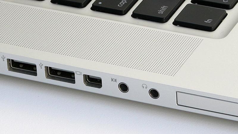 mac-usb-port