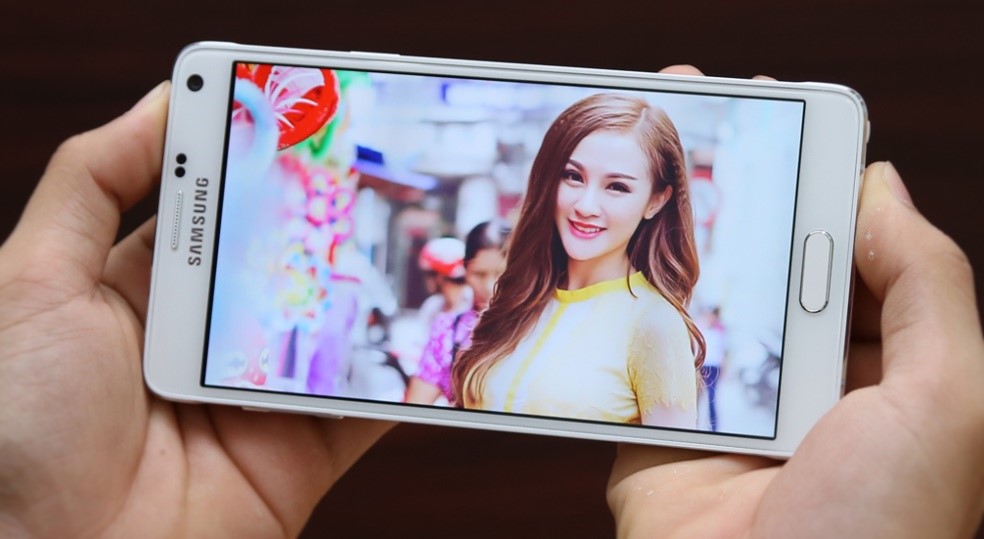 Note 4 Note 4