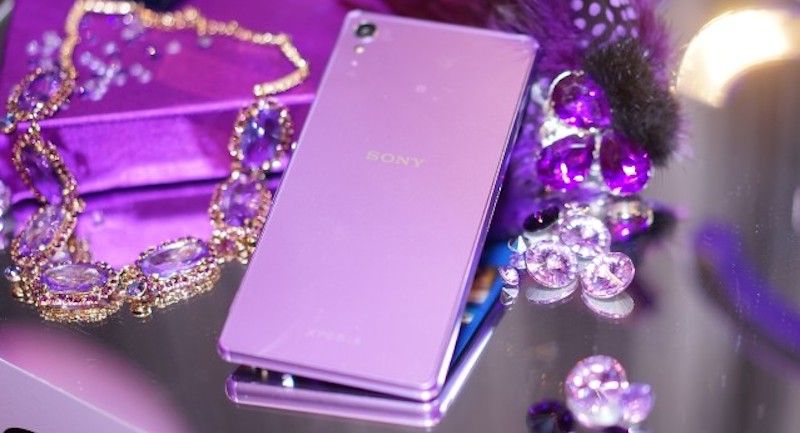 Cũng tại thời điểm này năm trước Sony đã phát hành Xperia Z3 phiên bản màu tím