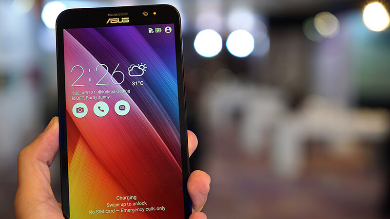Asus giới thiệu smartphone giá rẻ mới Asus giới thiệu smartphone giá rẻ mới