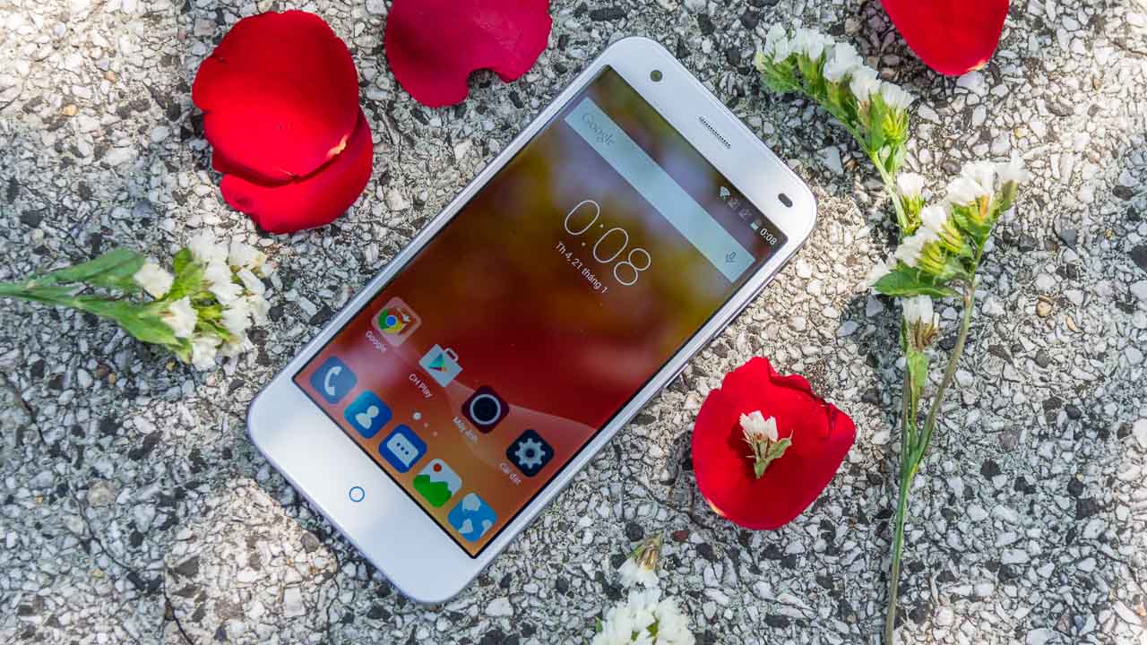 ZTE Blade S6 chạy Android Lollipop khi bán ra