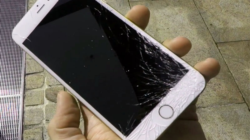 iphone-be-man-hinh iphone-be-man-hinh
