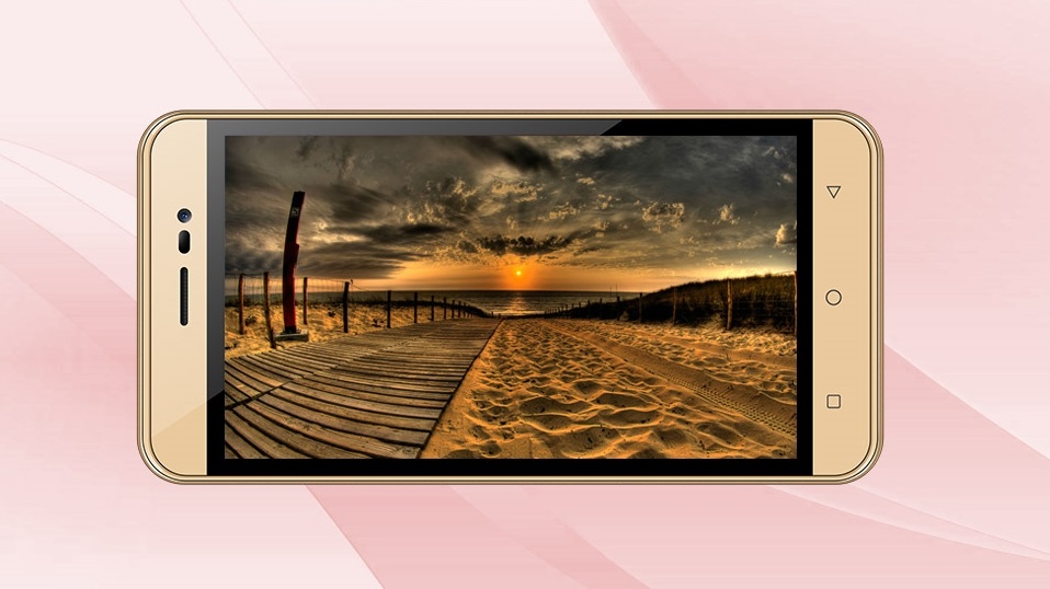 Smartphone thương hiệu Việt với màn hình 5 inch, giá chỉ 1,5 triệu đồng Smartphone thương hiệu Việt với màn hình 5 inch, giá chỉ 1,5 triệu đồng