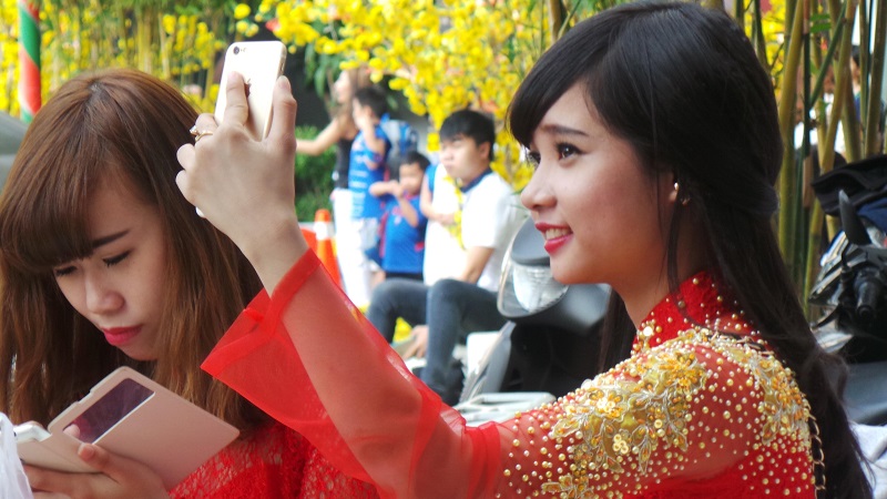 Nhiều chợ hoa Tết đồng loạt mở bán, tham quan, có cả Wi-Fi miễn phí Nhiều chợ hoa Tết đồng loạt mở bán, tham quan, có cả Wi-Fi miễn phí