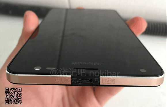 Lumia 850 với máy quét võng mạc Lumia 850 với máy quét võng mạc