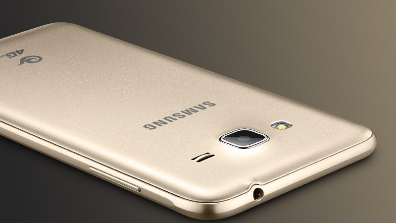 Galaxy J3 hỗ trợ 4G lên kệ tại Việt Nam, giá bán như ở Mỹ Galaxy J3 hỗ trợ 4G lên kệ tại Việt Nam, giá bán như ở Mỹ
