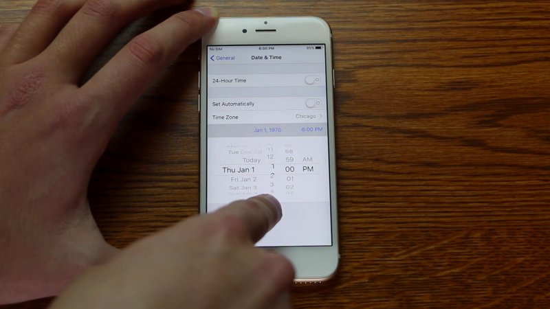 Apple hứa sẽ sớm sửa chữa lỗi ngày tháng trên iPhone Apple hứa sẽ sớm sửa chữa lỗi ngày tháng trên iPhone