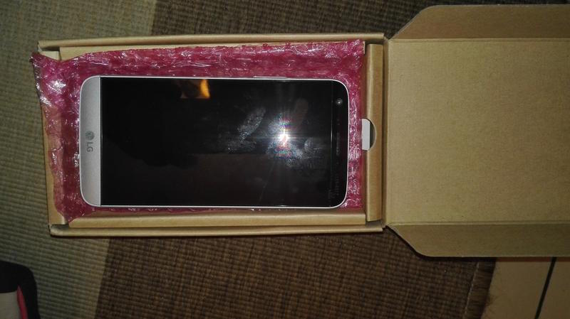 Ảnh rò rỉ thực tế của LG G5