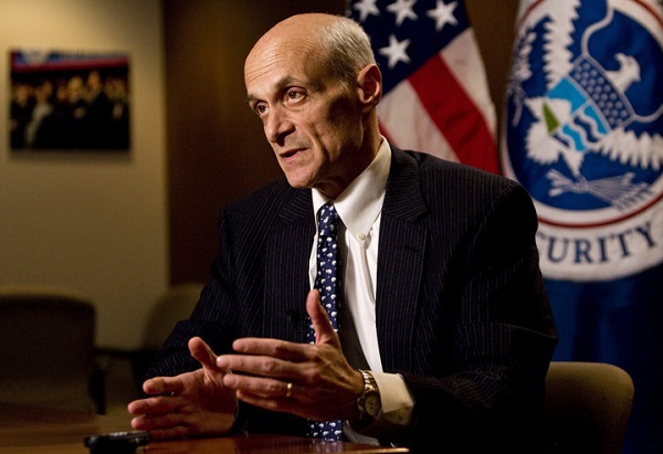 Ông Michael Chertoff, cựu bộ trưởng an ninh nội địa Mỹ 