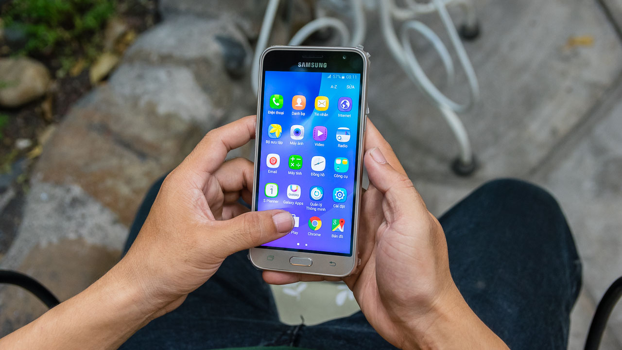 Galaxy J3 Galaxy J3