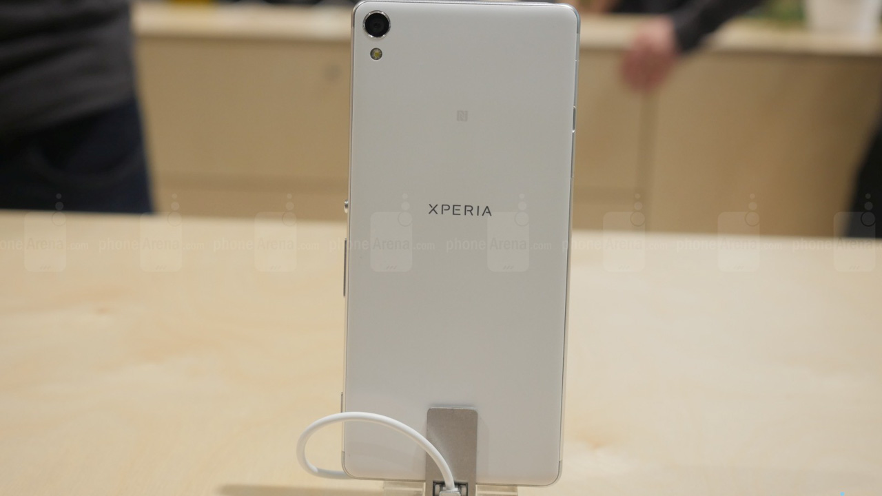 Xperia XA