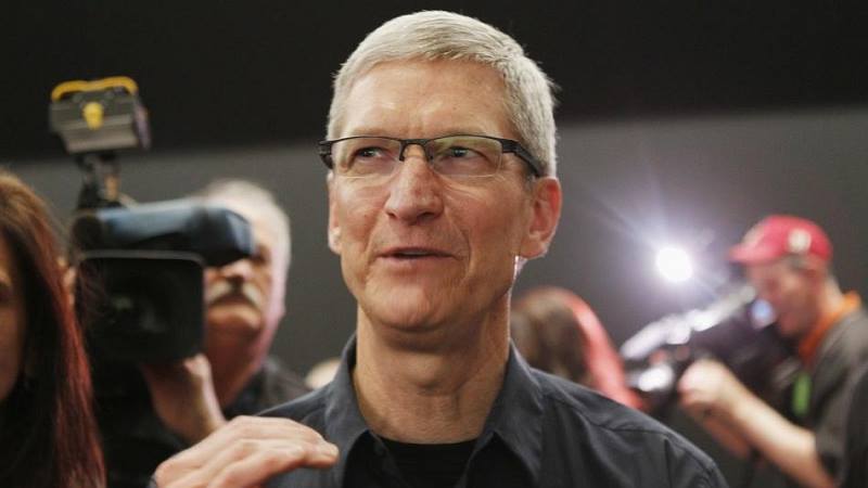 Apple: Apple: