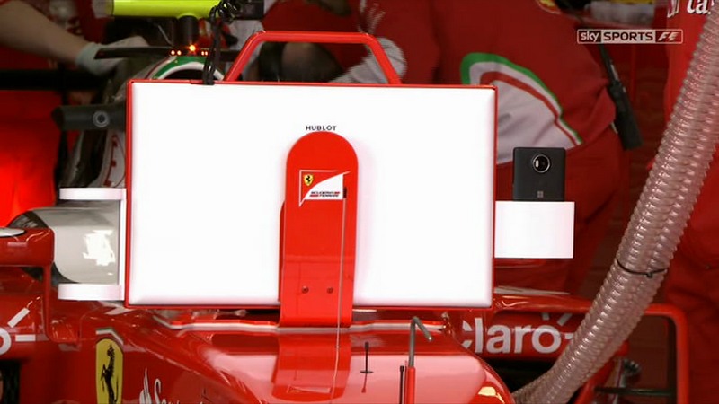 Ferrari Formula 1 Team đang dùng Lumia 950 XL Ferrari Formula 1 Team đang dùng Lumia 950 XL