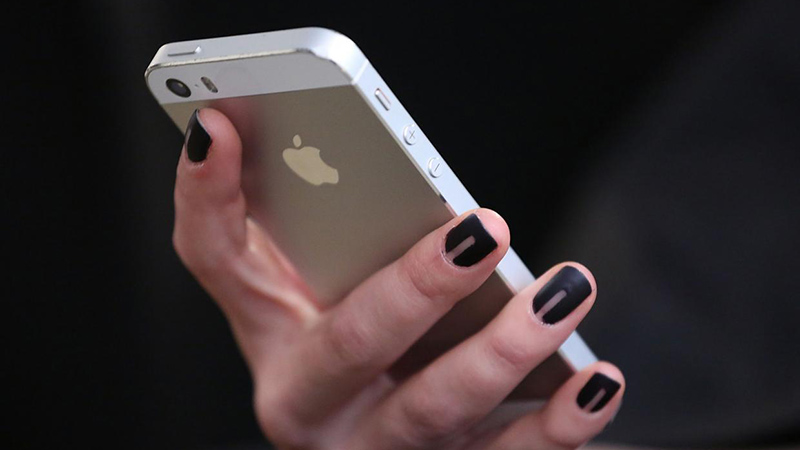 iPhone SE iPhone SE