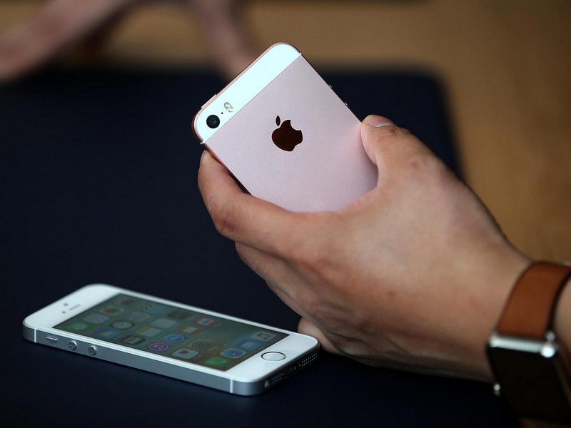 iPhone SE