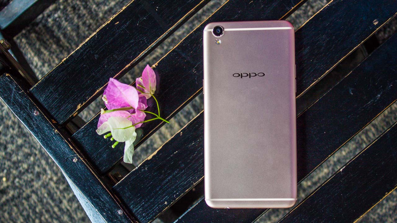 Unboxing OPPO F1 Plus 9