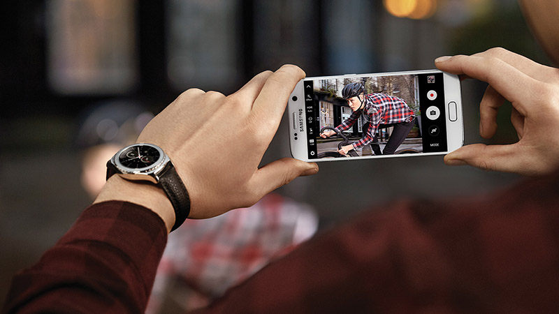 Galaxy S7 xuất hiện phiên bản màu hồng nam tính Galaxy S7 xuất hiện phiên bản màu hồng nam tính