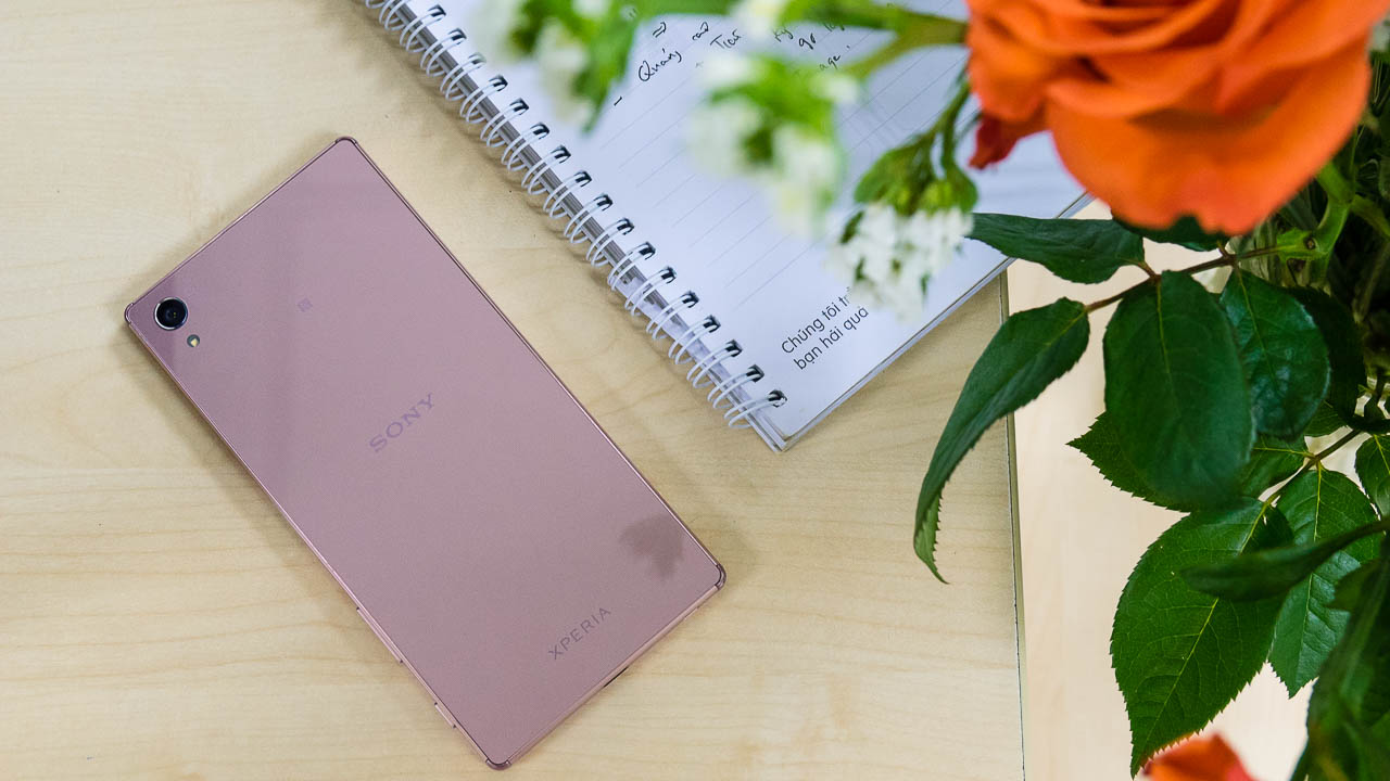 Xperia Z5 Premium Pink