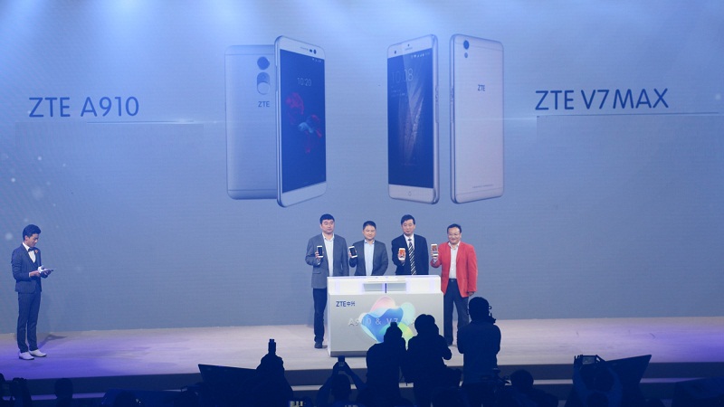 ZTE V7 Max với camera 16 MP, cảm biến vân tay như Xperia Z5 ra mắt ZTE V7 Max với camera 16 MP, cảm biến vân tay như Xperia Z5 ra mắt