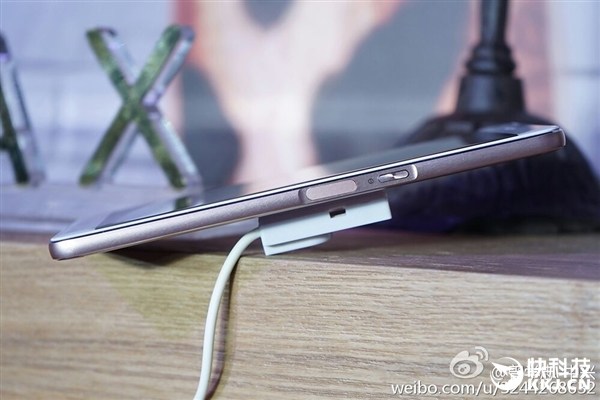 ZTE V7 Max ZTE V7 Max