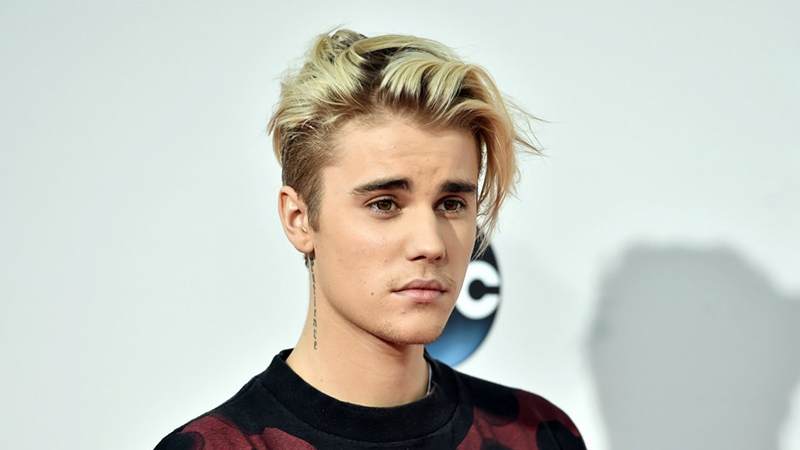 JB Justin Bieber khẳng định Samsung chụp ảnh tốt hơn iPhone
