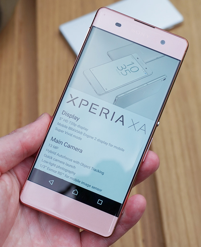 Xperia XA