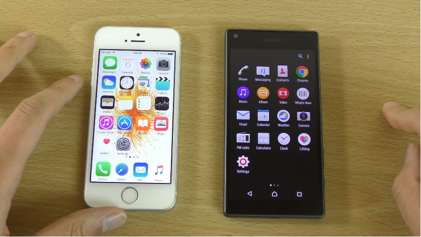 iPhone SE vs Xperia Z5 Compact