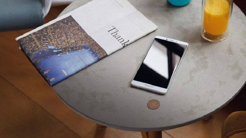 2 triệu chiếc Oppo R9 được bán ra mỗi tháng 2 triệu chiếc Oppo R9 được bán ra mỗi tháng