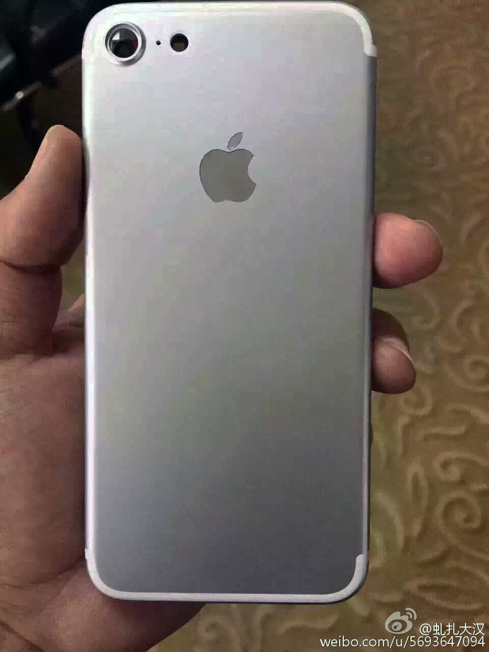 Trên tay iPhone 7
