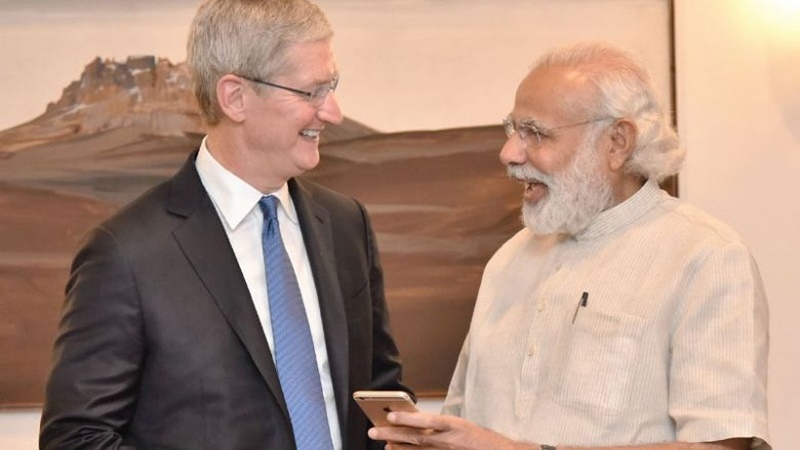 Tim Cook thừa nhận iPhone có giá cao và hãng sẽ giảm giá Tim Cook thừa nhận iPhone có giá cao và hãng sẽ giảm giá