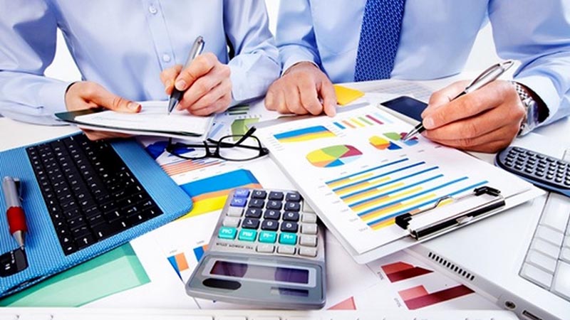 Xin hãy giơ cao đánh khẽ Xin hãy giơ cao đánh khẽ