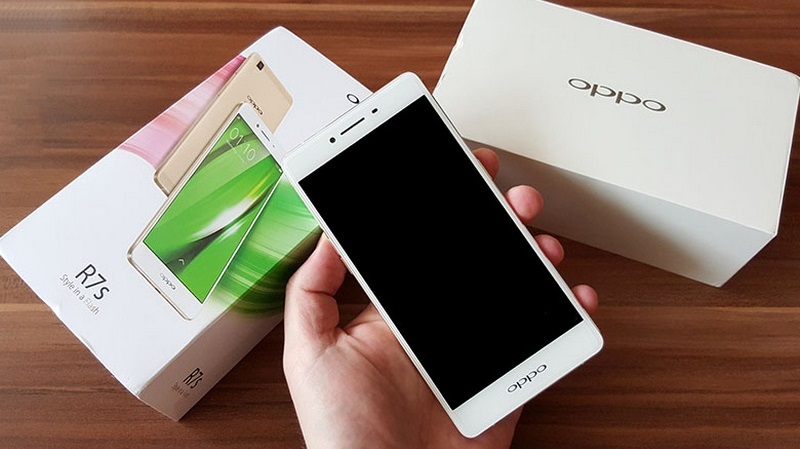 OPPO R7s thiết kế cực đẹp, RAM 4 GB giảm giá cả triệu đồng