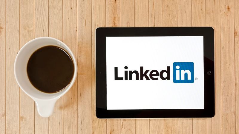 Microsoft mua mạng xã hội LinkedIn