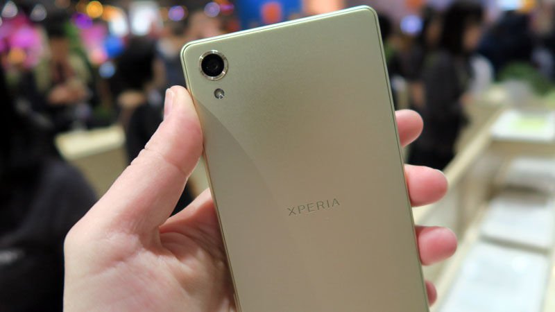 Sony Xperia X