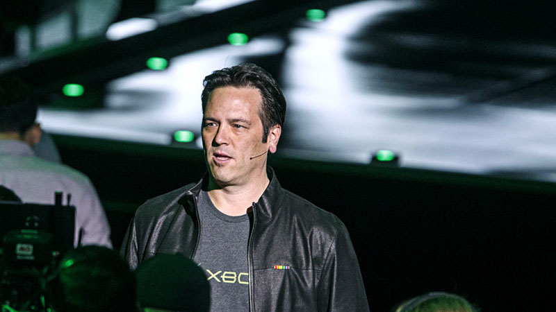 Trưởng nhóm phát triển Xbox, Phil Spencer chia sẻ