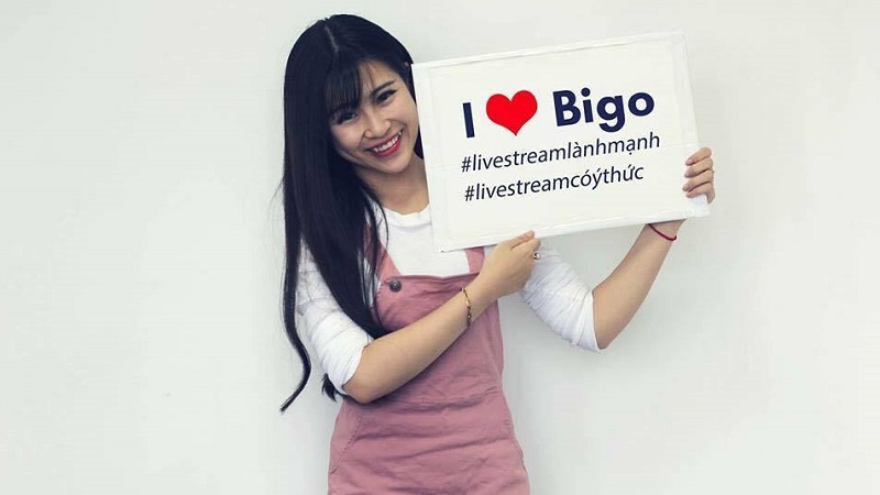 Một cư dân mạng xã hội kêu gọi dùng ứng dụng Live Stream lành mạnh và có ý thức Một cư dân mạng xã hội kêu gọi dùng ứng dụng Live Stream lành mạnh và có ý thức