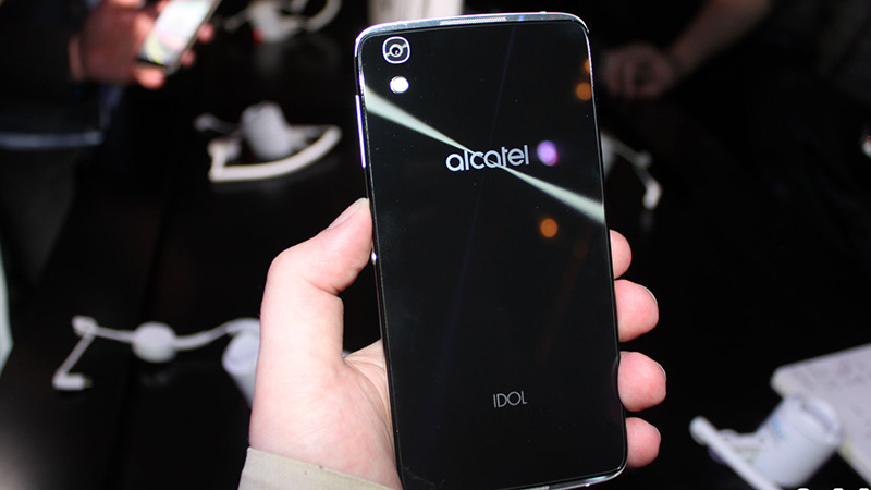 Alcatel Idol 4