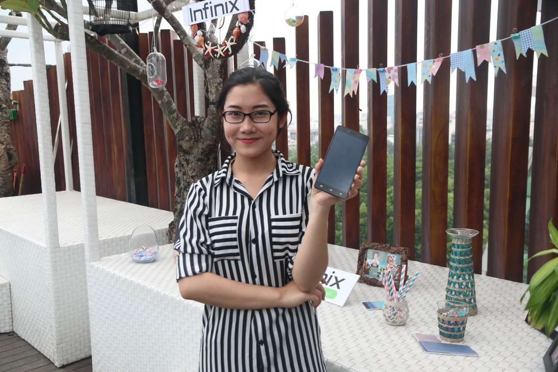 Infinix ra mắt smartphone Hot 3 LTE và X-Band dành cho giới trẻ Infinix ra mắt smartphone Hot 3 LTE và X-Band dành cho giới trẻ