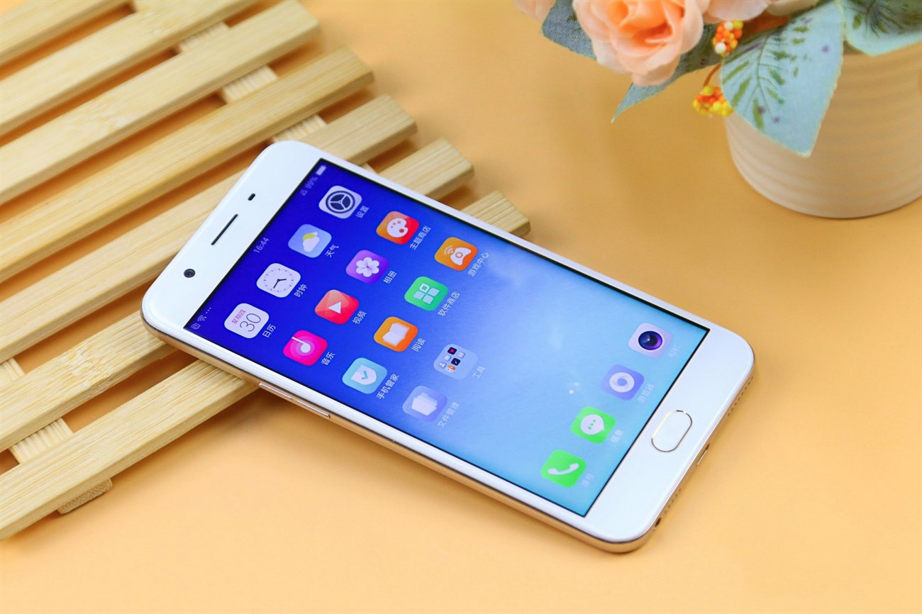 OPPO F1s OPPO F1s