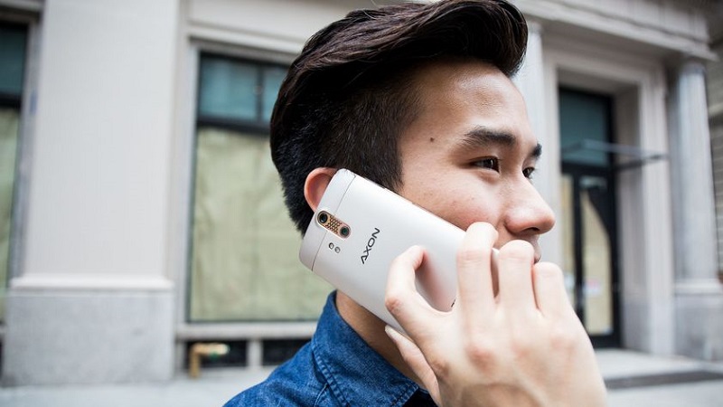 ZTE Axon ZTE Axon