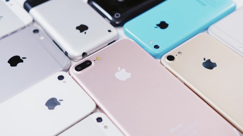 iPhone 7 và iPhone 7 Plus có tới 5 màu sắc khác nhau iPhone 7 và iPhone 7 Plus có tới 5 màu sắc khác nhau