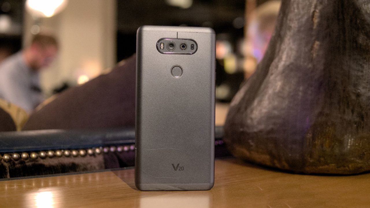 LG V20